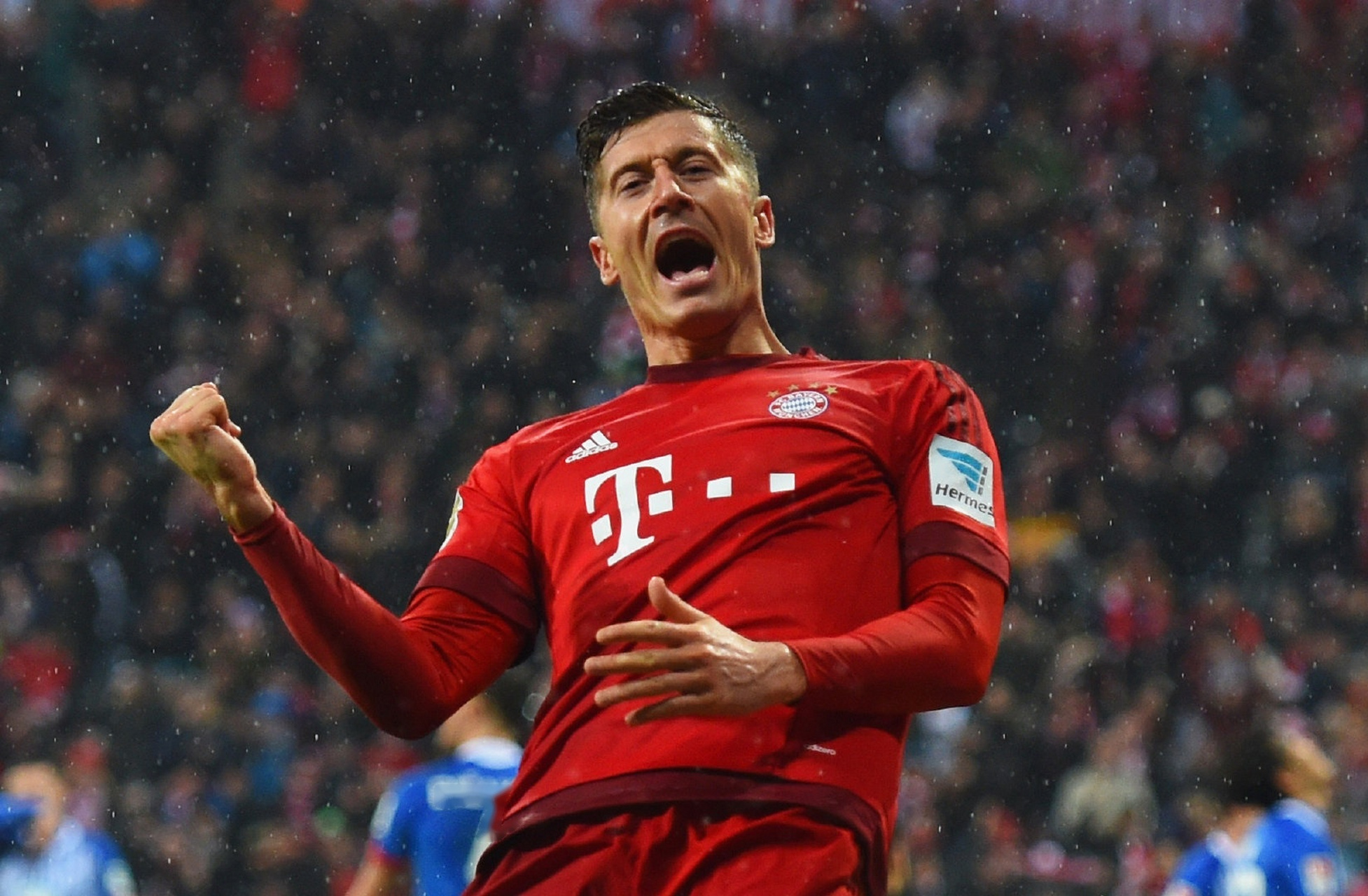 包含西甲金靴之争：贝林厄姆vs莱万？的词条