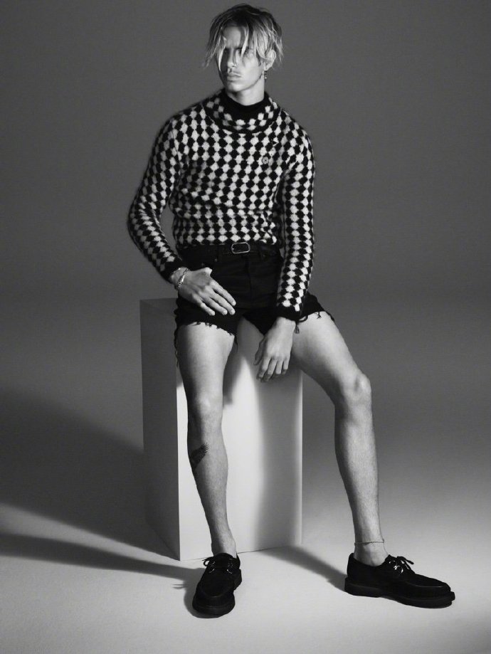 九游体育在线观看-贝克汉姆二公子签约职业球队，颜值实力并存的简单介绍