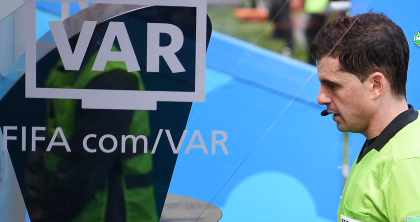 九游足球官网-裁判员故事：VAR时代下的判罚艺术