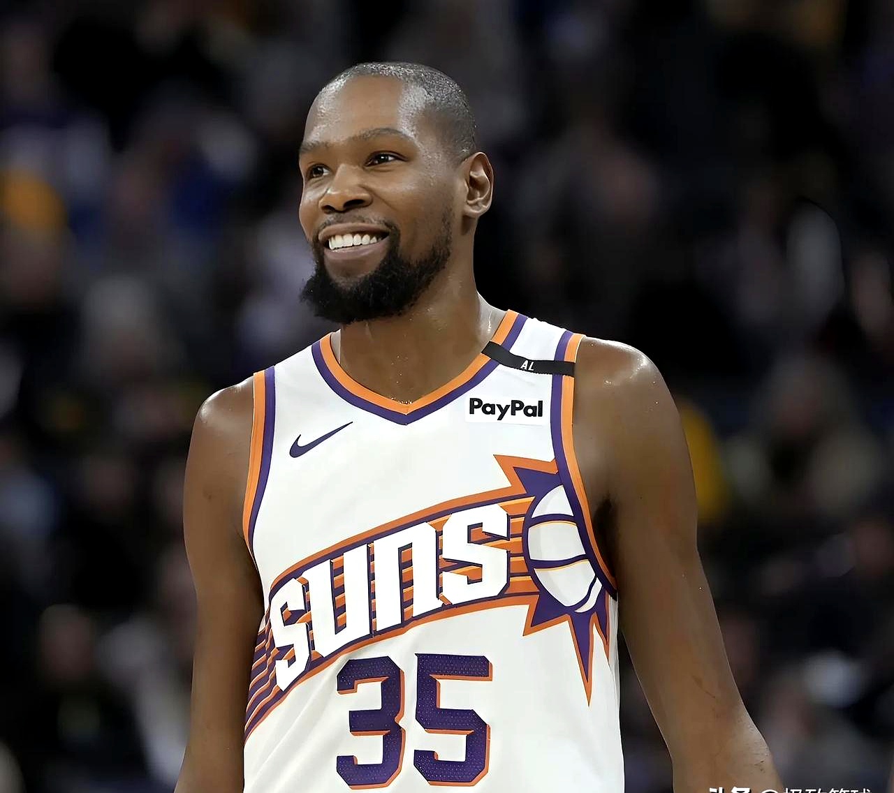 九游体育直播-包含杜兰特谈交易传闻：我想赢，但不是这样的词条